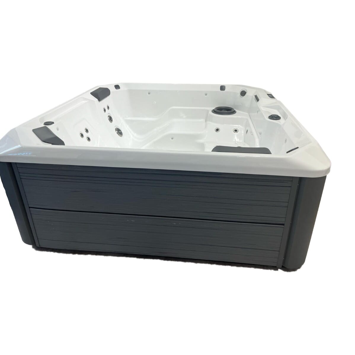 pre owned Hot Spring Propel 5 Seater Hot Tub