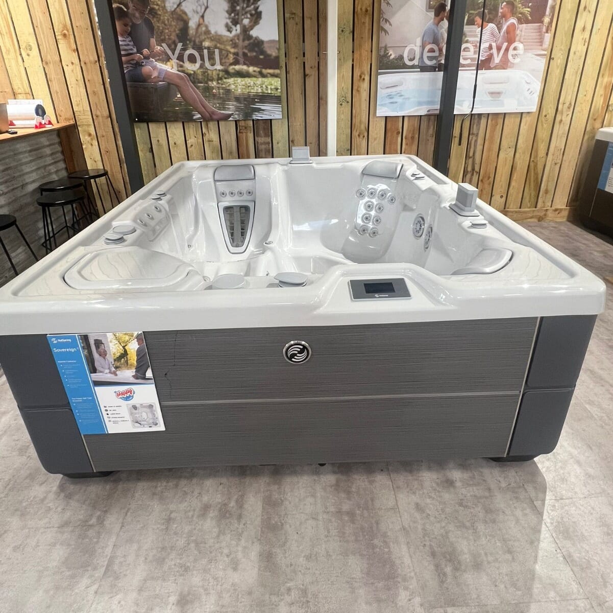 ex-display Hot Spring Sovereign 6 person hot tub