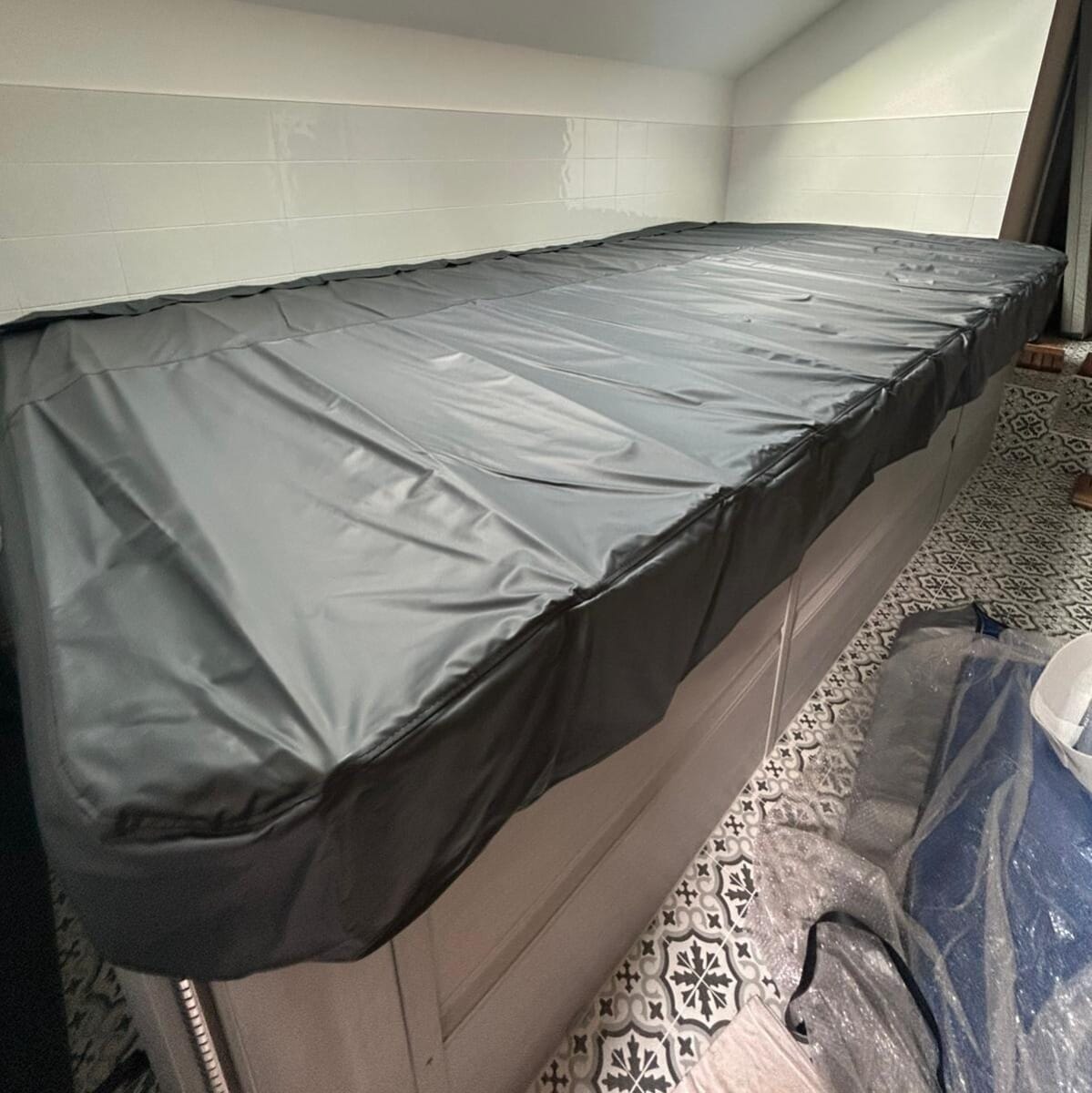 BRAND NEW Happy Roll-On Swim Spa Cover 4770mm x 2410mm (Ref 215) for JAcuzzi J-16 PowerPro and Endless Pools E550