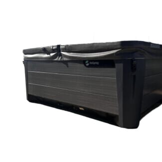 pre-owned Jetsetter LX 3 person hot tub